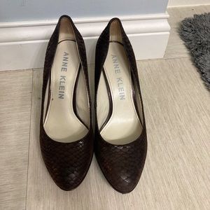 Anne Klein Shoes | Nwob Anne Klein AK Lolana Brown Snakeskin Heels